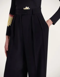 La DoubleJ Pantaloni E Shorts<Brooklyn PantsSolid Black in Sable Satin