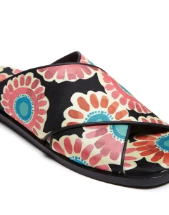 La DoubleJ Scarpe|Accessories<Criss-Cross SandalsCrazy Daisy Black in Twill