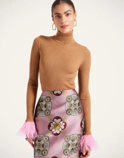 La DoubleJ Maglieria<High Kick TopCamel in Ribbed Silk Cashmere With Feathers