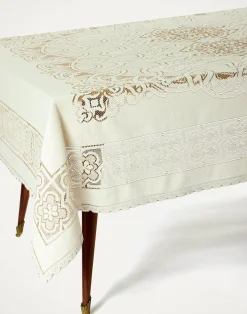 La DoubleJ Tovaglie|Tessili<Lacey Medium TableclothSolid White Smoke in Embroidered Cotton