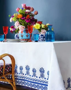 La DoubleJ Tovaglie|Tessili<Large TableclothBig Pineapple Blu (Placée) in Linen