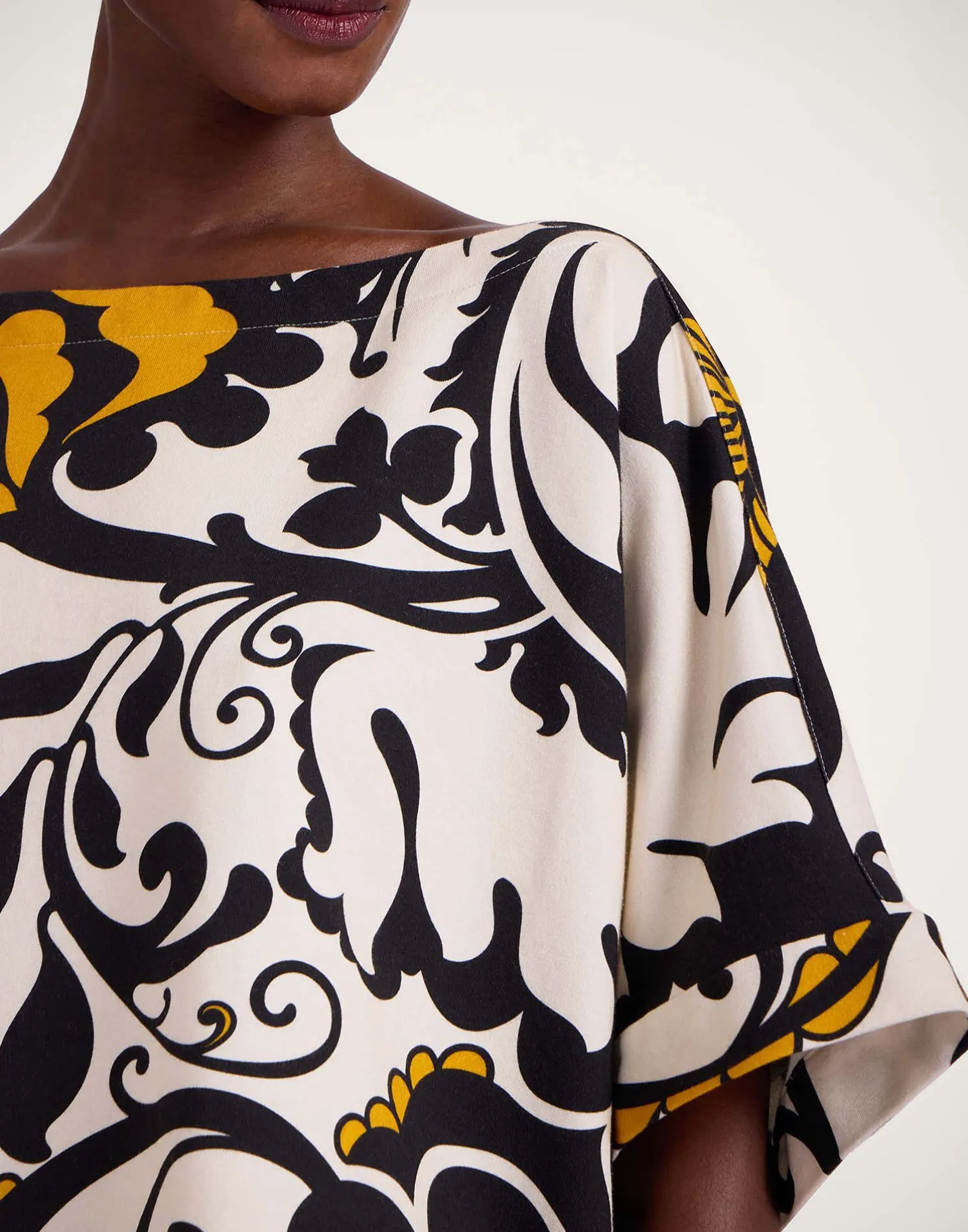 La DoubleJ Loungewear<Meditation TeeMarea Black & White in Stretch Fleece
