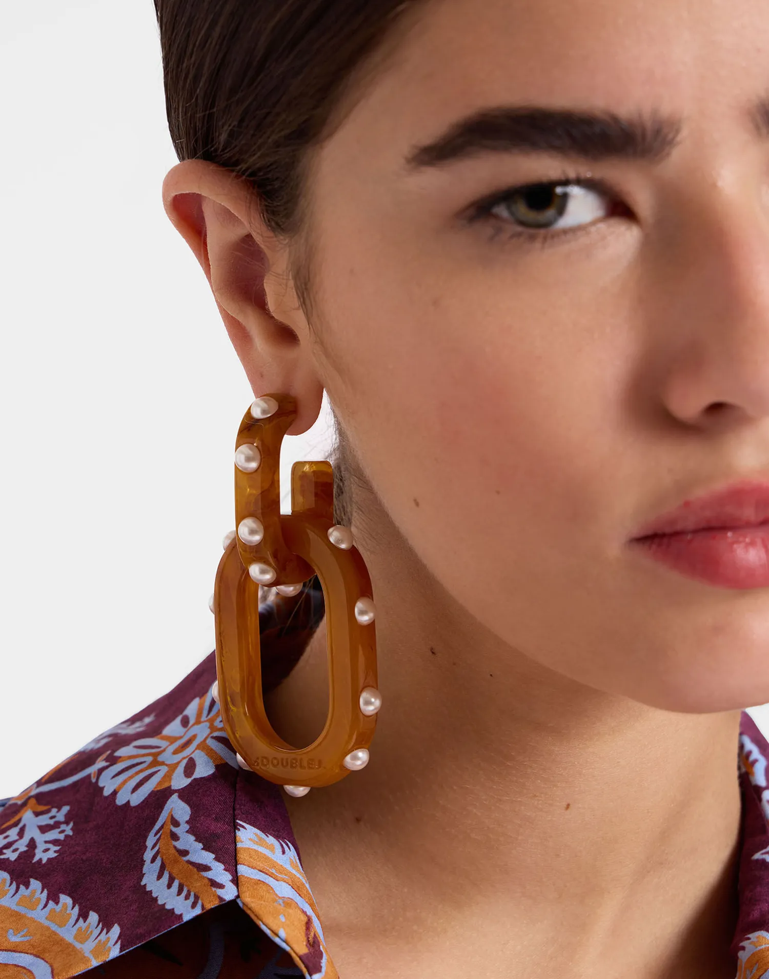 La DoubleJ Bijoux|Accessories<Nefertiti Double EarringsSolid Rust in Acrylic Resin