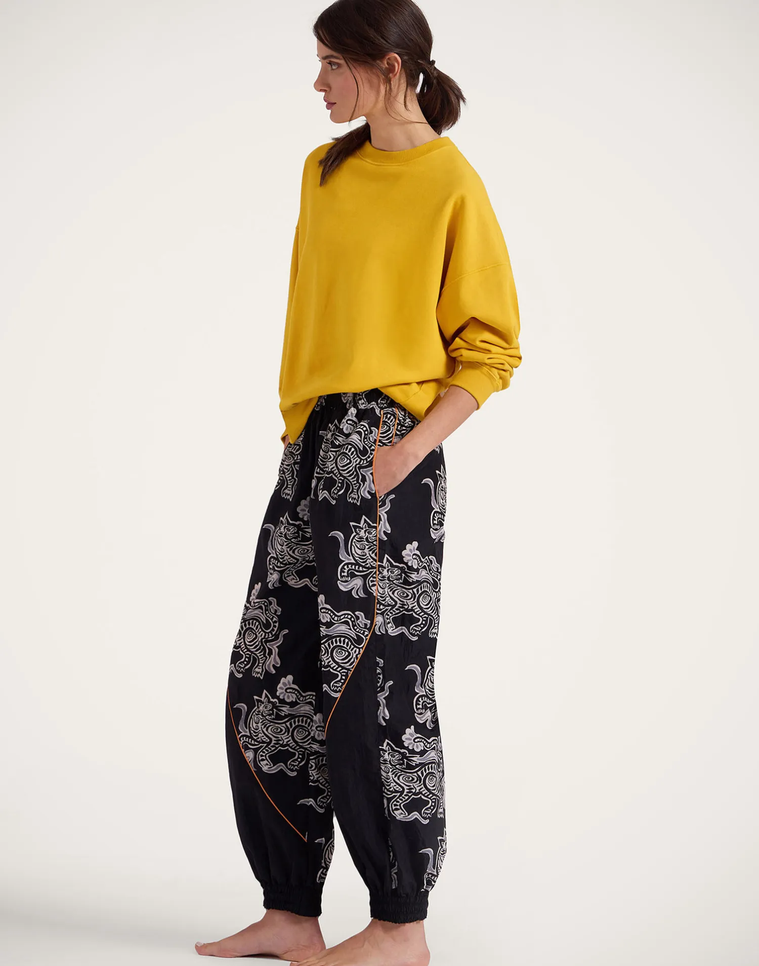 La DoubleJ Loungewear|Felpe E Magliette<Off Court SweatshirtSolid Dark Yellow in Jersey