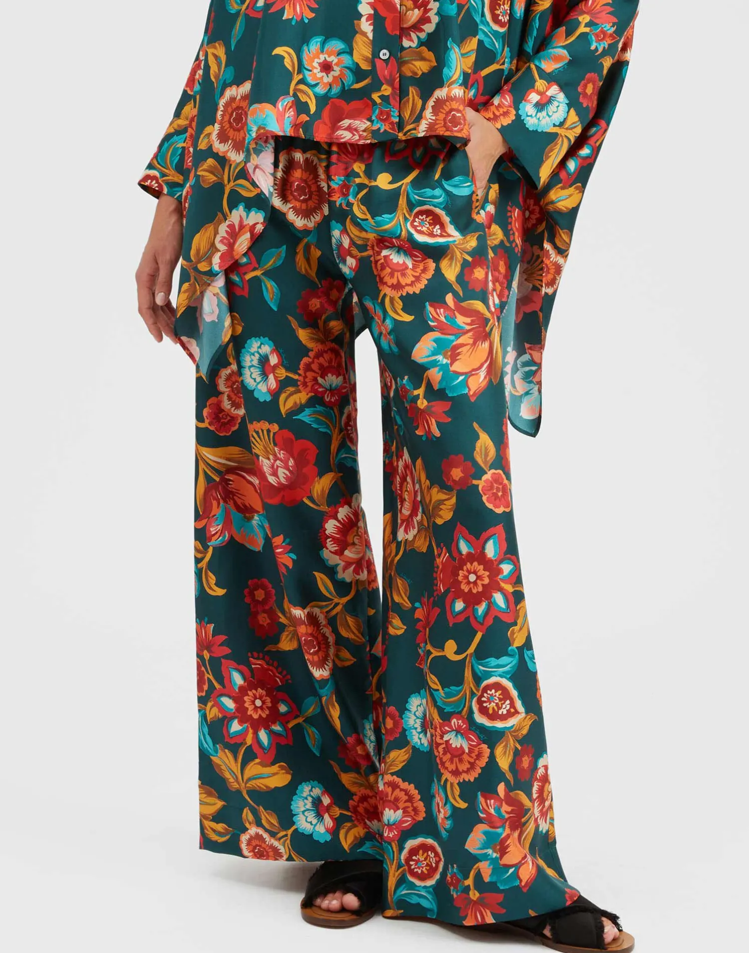 La DoubleJ Pantaloni E Shorts<Palazzo PantsHottie Emerald in Silk Twill
