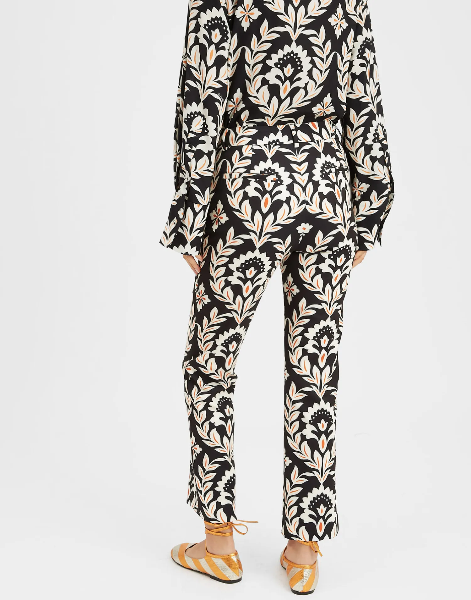 La DoubleJ Pantaloni E Shorts<24/7 PantsGhirlanda Black in Compact Jersey