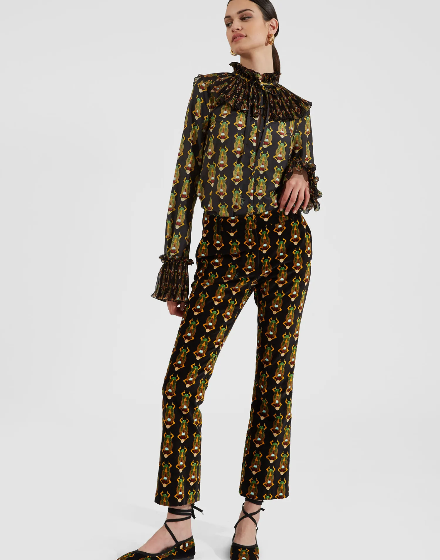 La DoubleJ Pantaloni E Shorts<24/7 PantsScarab Black in Cotton Velvet