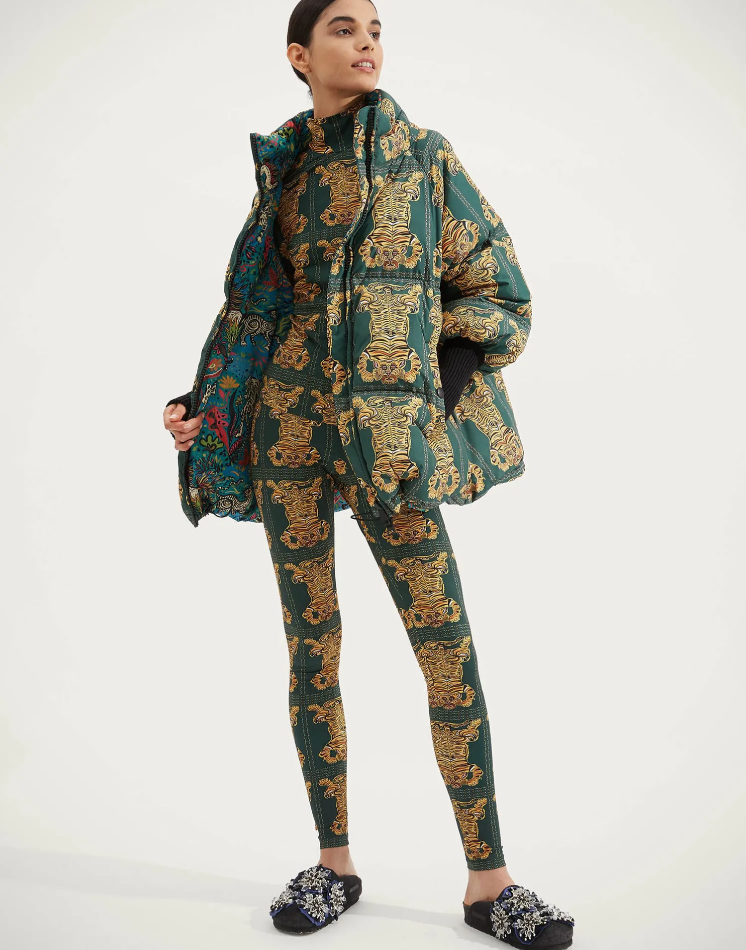 La DoubleJ Loungewear<TurtleneckTiger Tiles in Skinny Jersey