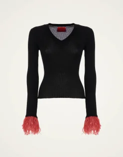 La DoubleJ Maglieria<V-Neck High Kick TopSolid Black in Ribbed Silk Cashmere With Feathers